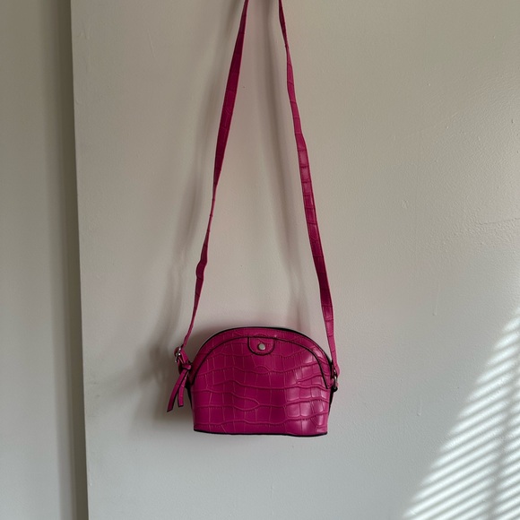Primark Vibrant Pink Croc-Texture Crossbody Bag - Picture 5 of 10